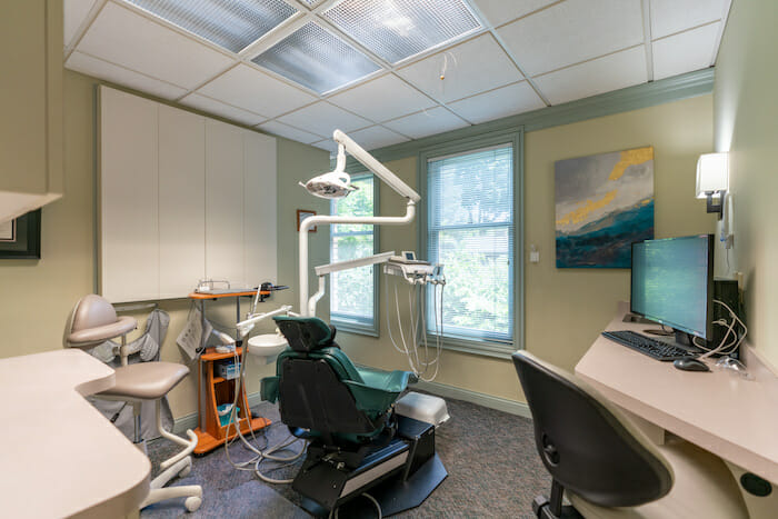 getting dental bridge exam room